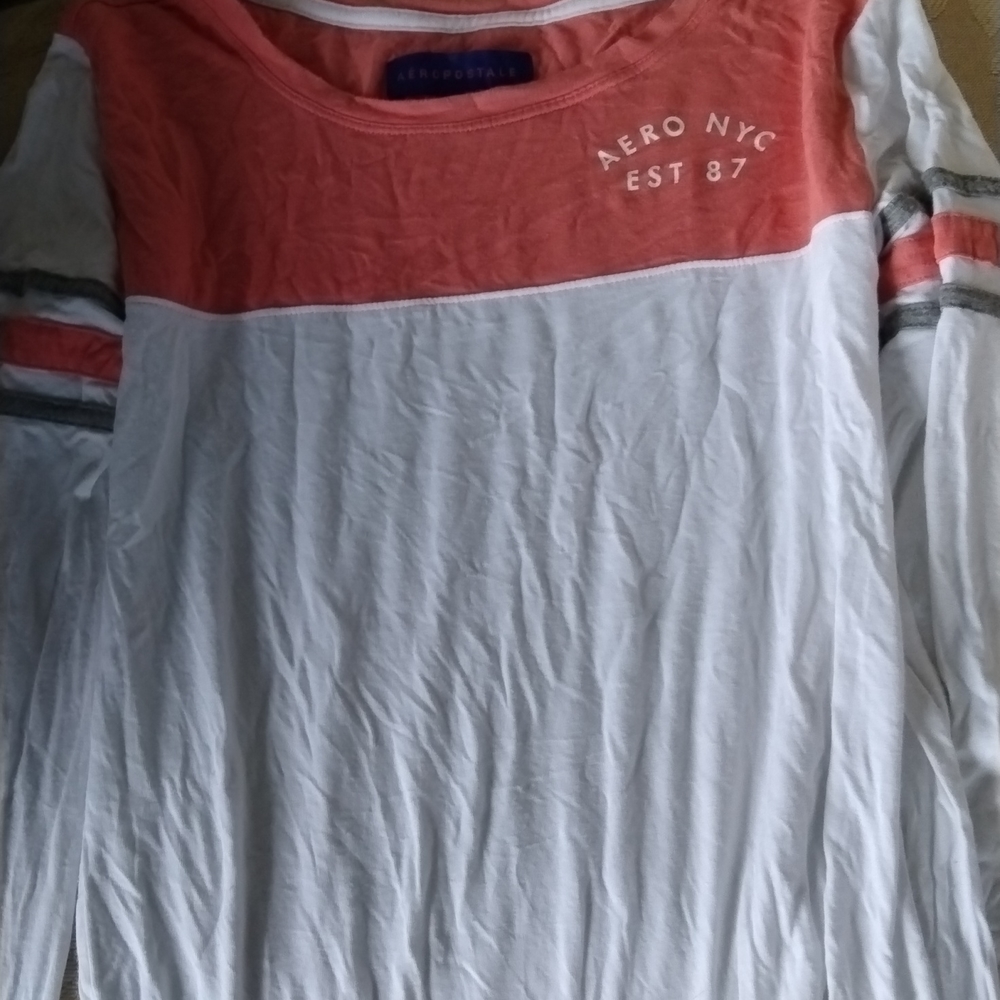 White long sleeve t-shirt Peach and gray trim